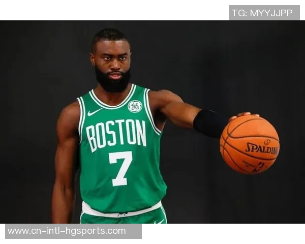 杰伦布朗半场狂砍29分展现火力全开状态正负值高达24助球队领先